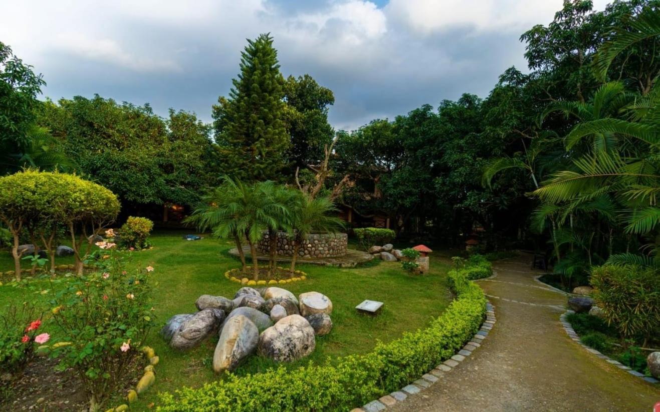 Corbett Wild Resorts & Spa Garjia 외부 사진